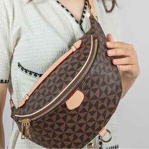 Elegant Brown Geometric Crossbody Bag